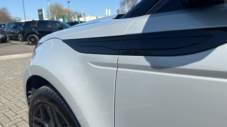 Land Rover Range Rover Evoque 2.0 D200 R-Dynamic SE 5dr Auto Diesel Hatchback